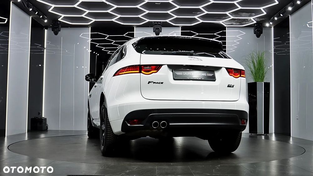 Jaguar F-Pace 20d AWD R-Sport - 7