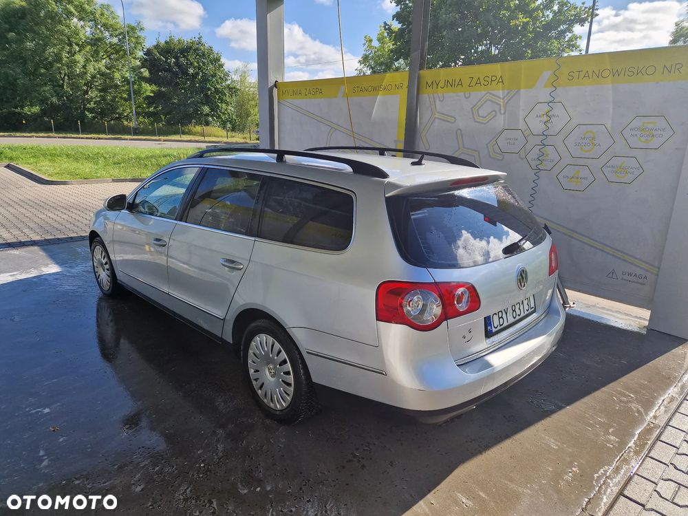 Volkswagen Passat 2.0 TDI DPF Comfortline DSG - 4