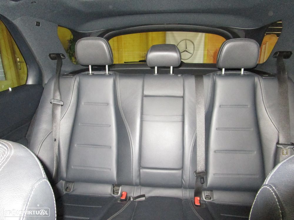 Mercedes-Benz GLE 350 de 4Matic 9G-TRONIC AMG Line - 48