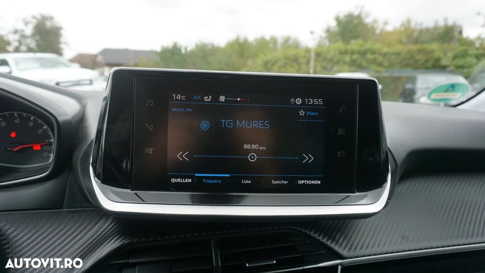 Peugeot 208 BlueHDi 100 GT - 24