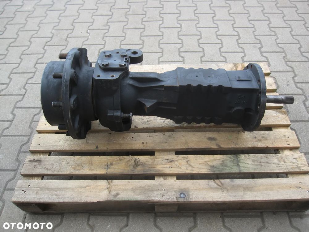 Zwolnica zwrotnica półoś most części Carraro Kramer 880 Ahlmann 880 Nh lb115 case 695 - 2