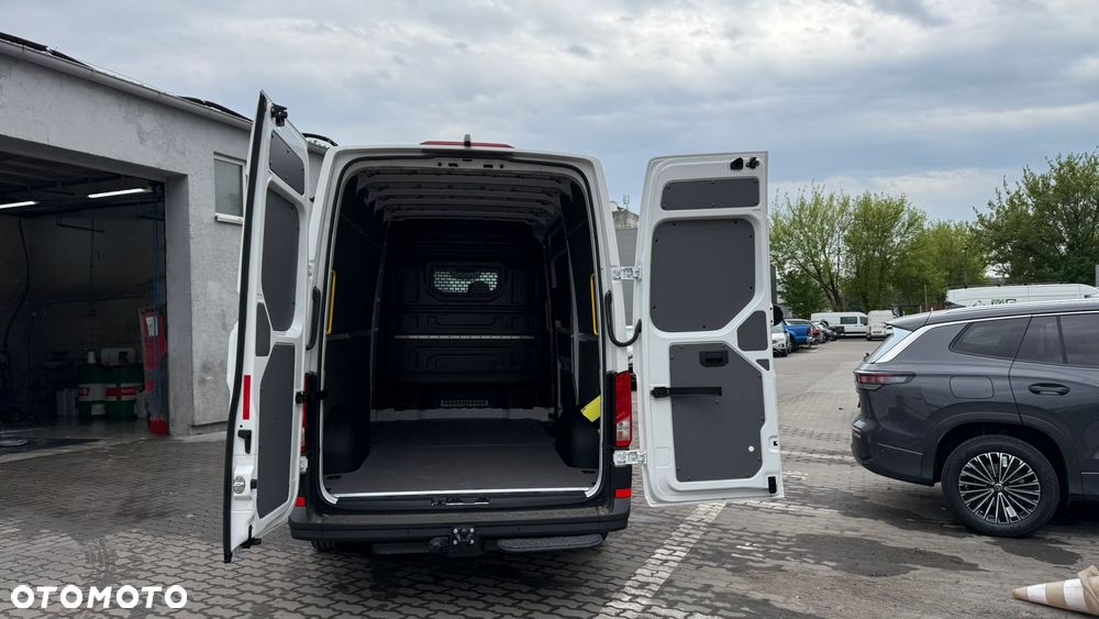 Volkswagen Crafter - 8