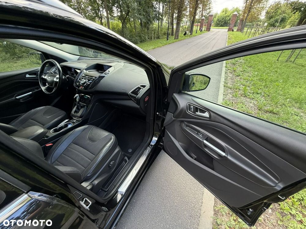 Ford Kuga - 31