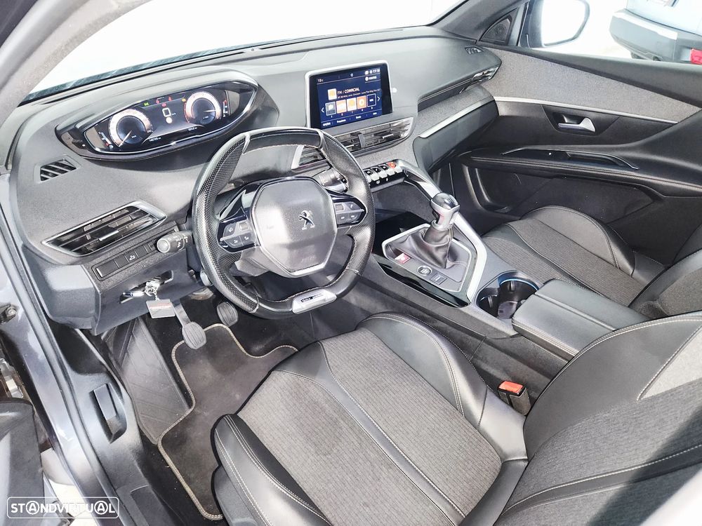 Peugeot 5008 1.5 BlueHDi GT Line - 24