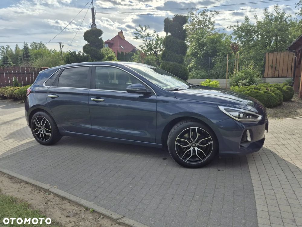 Hyundai i30 1.4 T-GDI Premiere Luxury - 28