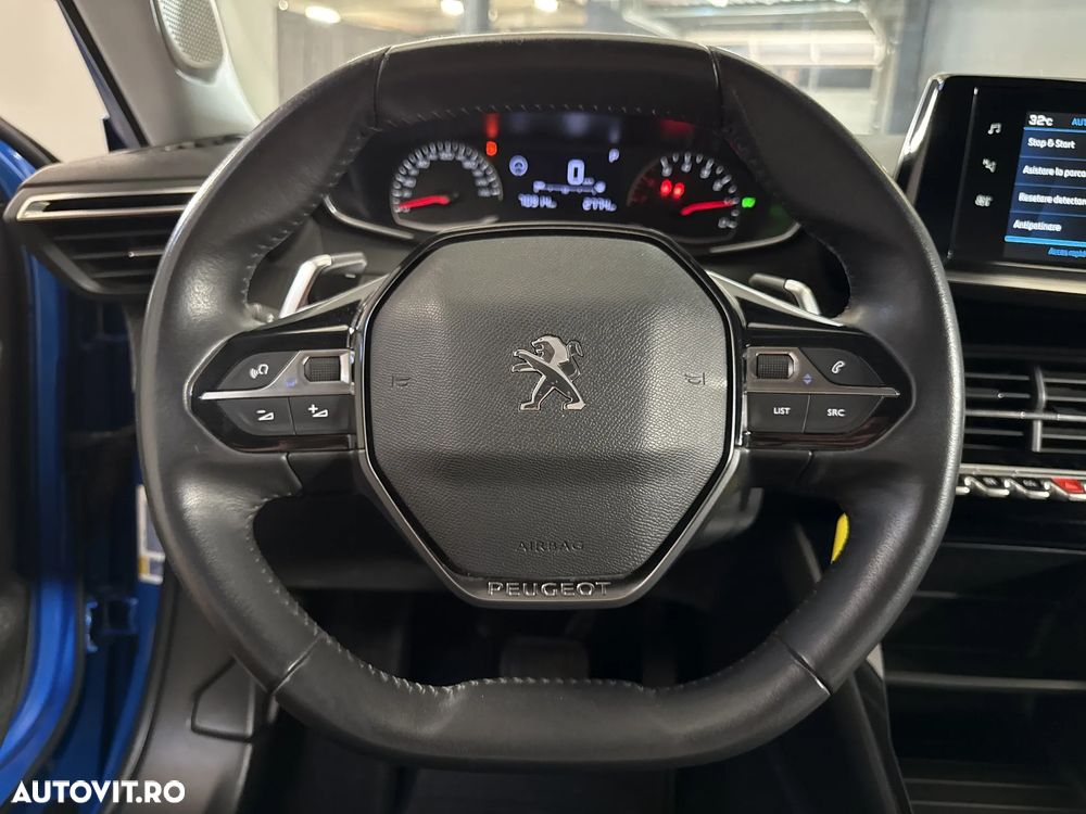 Peugeot 2008 - 16