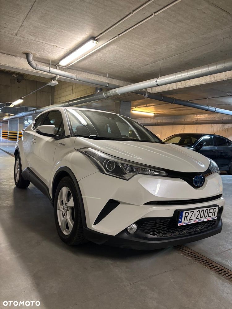 Toyota C-HR 1.8 Hybrid Dynamic - 2