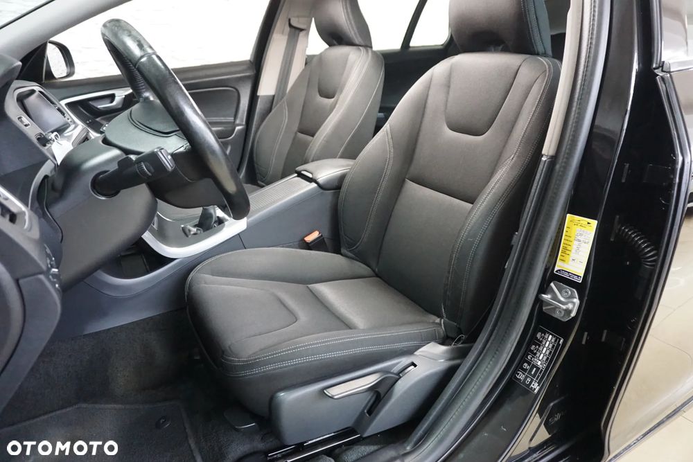 Volvo V60 D2 Kinetic - 20