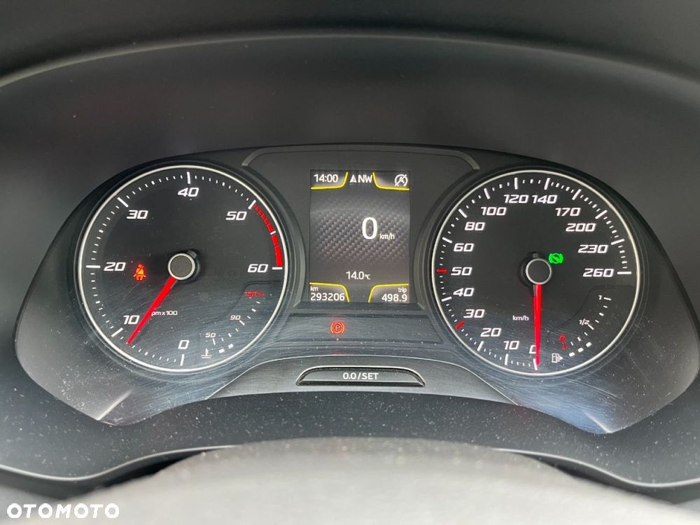 Seat Leon Sportstourer 2.0 TDI DPF DSG FR - 10