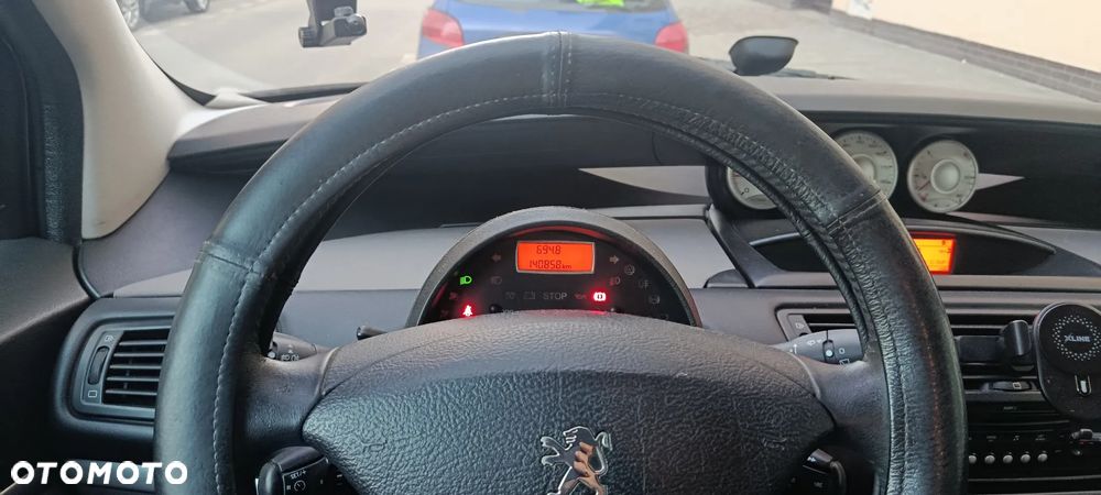 Peugeot 807 HDi 170 Bi-Turbo Premium - 7