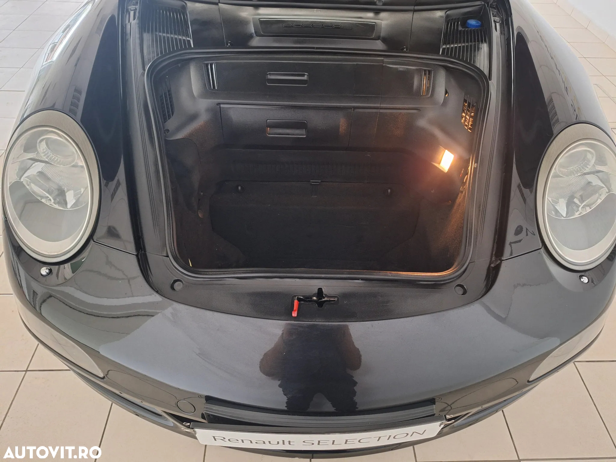 Porsche 911 Carrera 4 Cabrio - 5