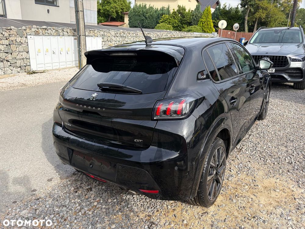 Peugeot 208 PureTech 100 EAT8 GT - 4