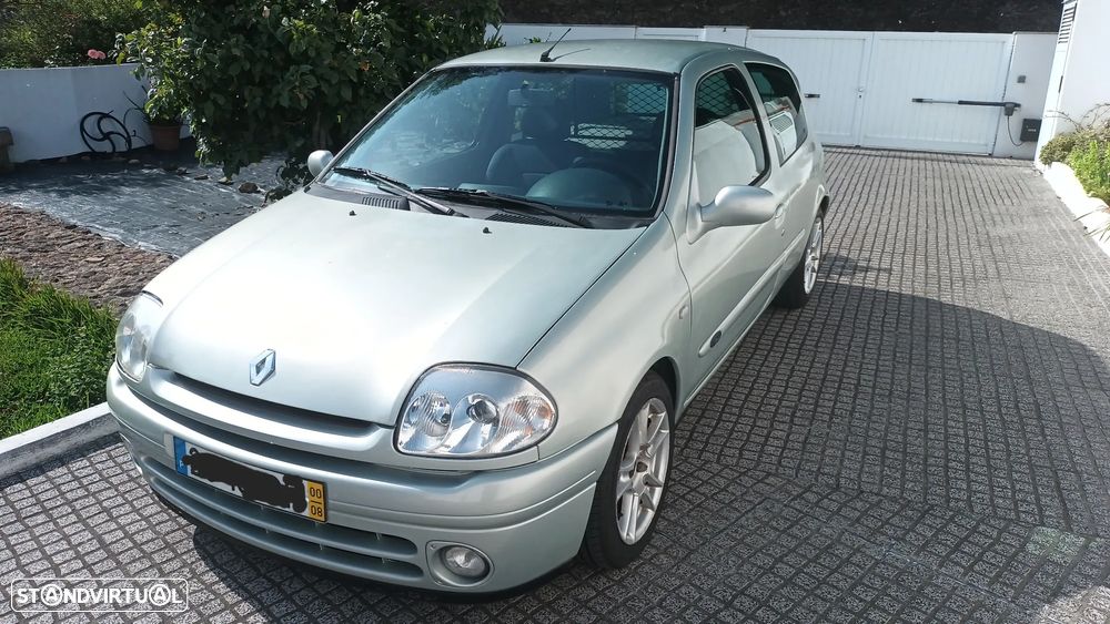 Renault Clio 1.9 D RN - 1