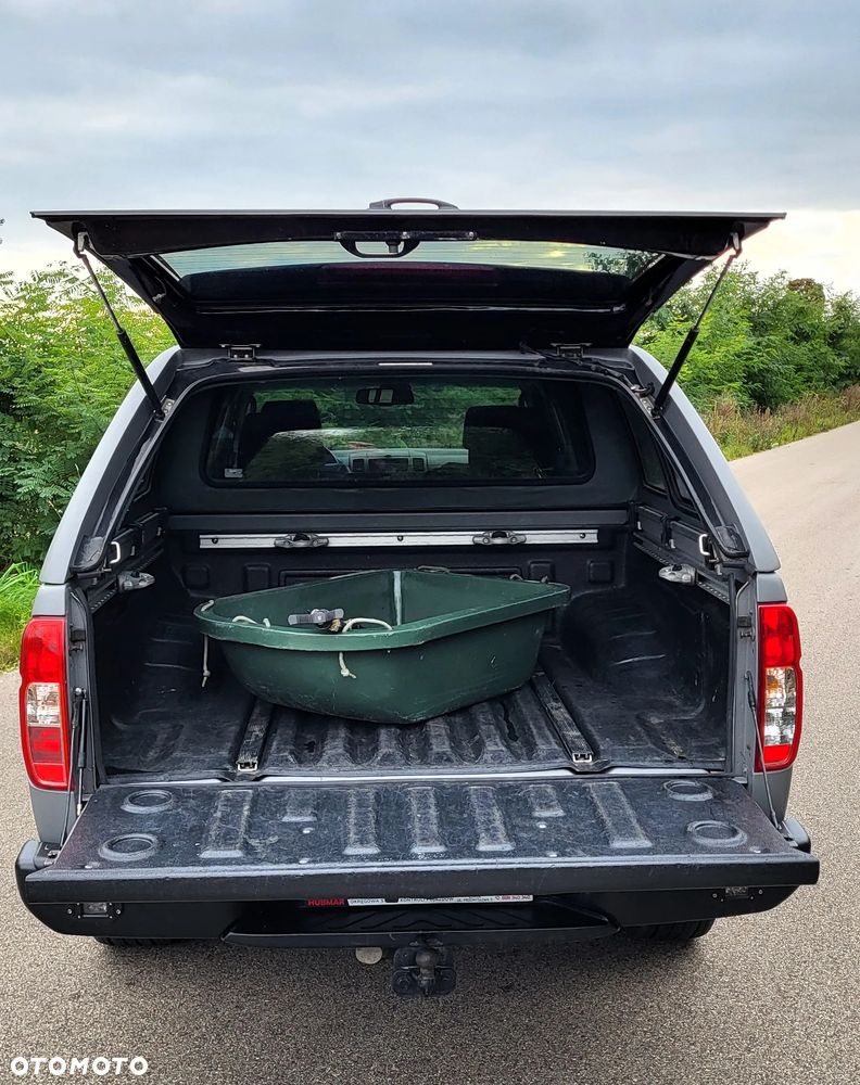 Nissan Navara 2.5 D Platinum - 8