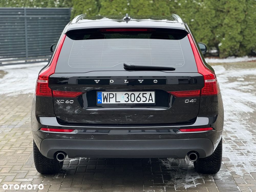 Volvo XC 60 D4 AWD Geartronic RDesign - 6