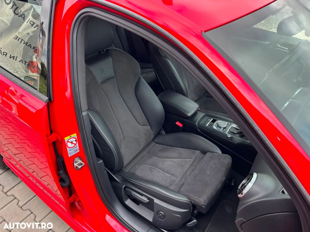 Audi A3 1.8 TFSI Quattro S tronic S line Sportpaket - 34