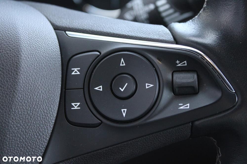 Opel Insignia - 13