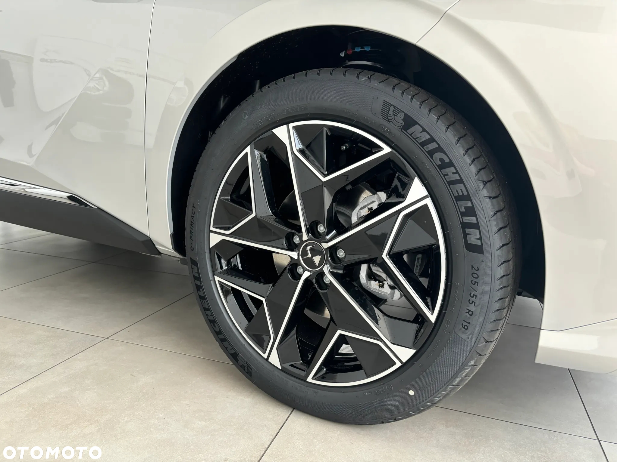 DS Automobiles DS 4 - 12