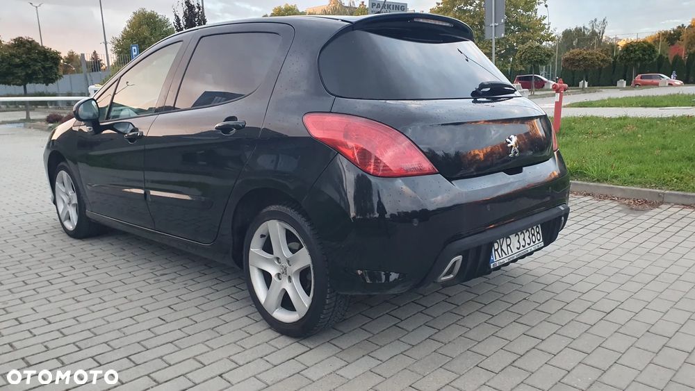 Peugeot 308 2010 photo 3