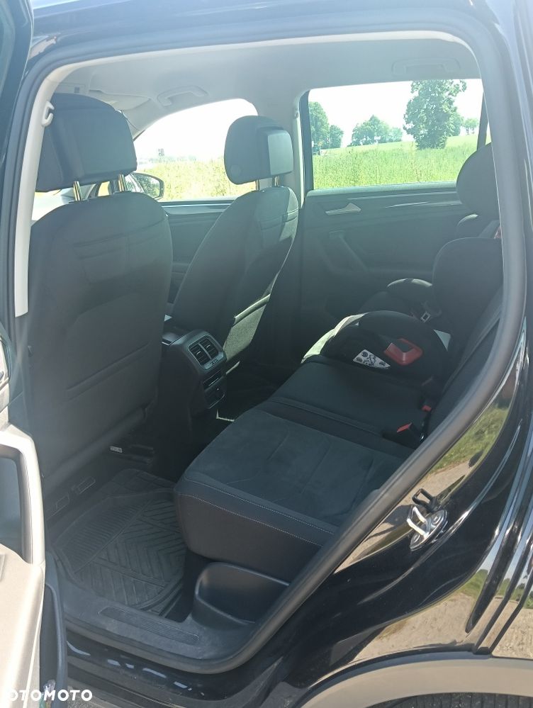 Volkswagen Tiguan - 8
