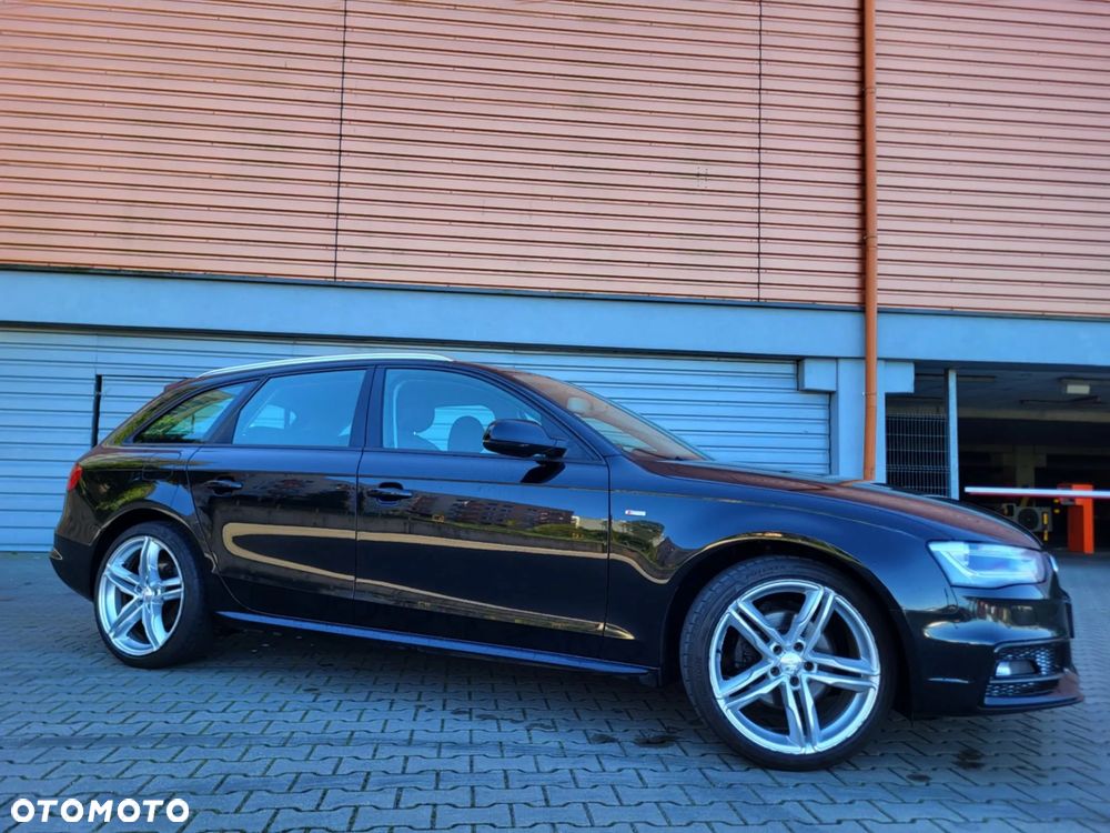 Audi A4 Avant 2.0 TDI S tronic - 16