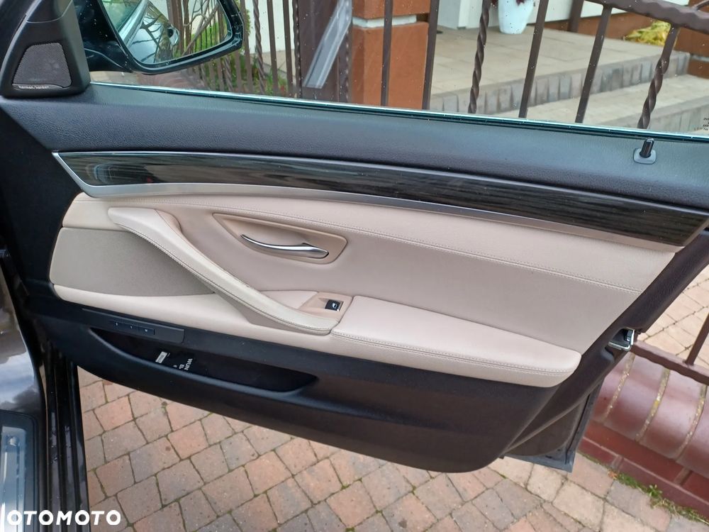 BMW Seria 5 535d Touring - 19