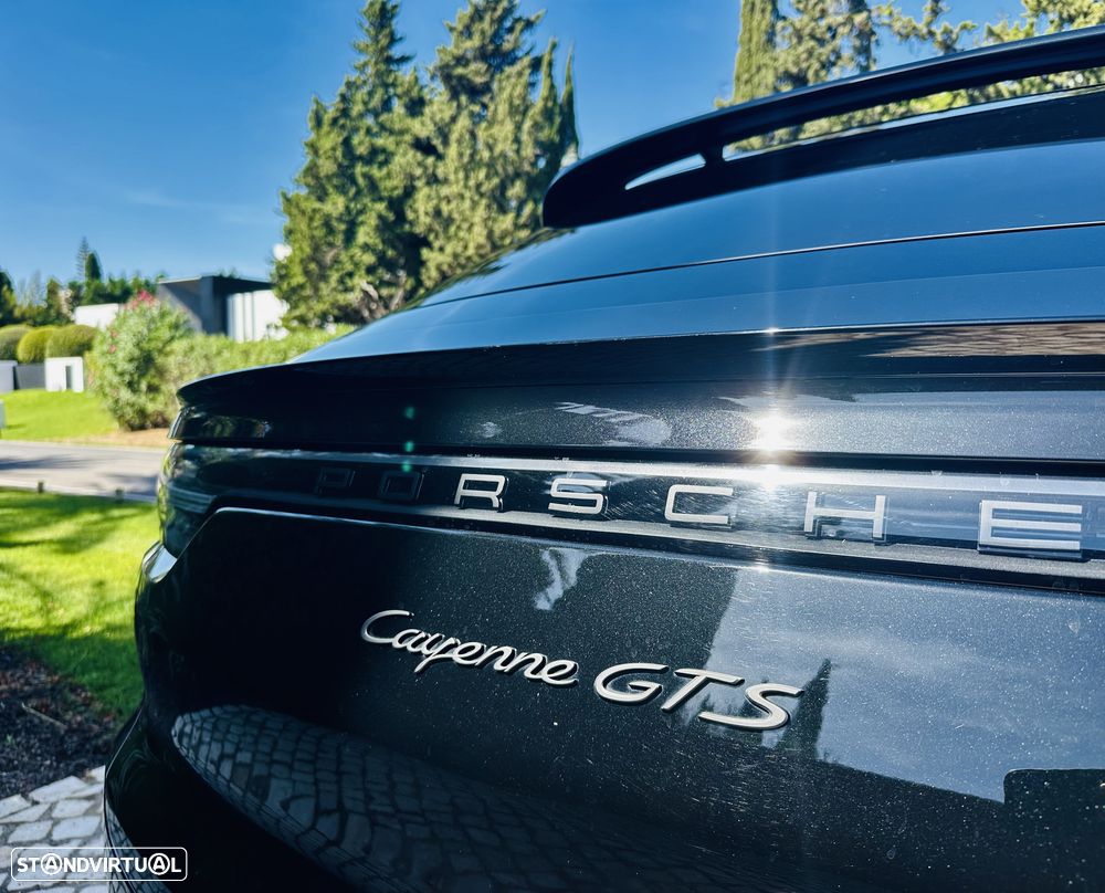 Porsche Cayenne GTS - 17