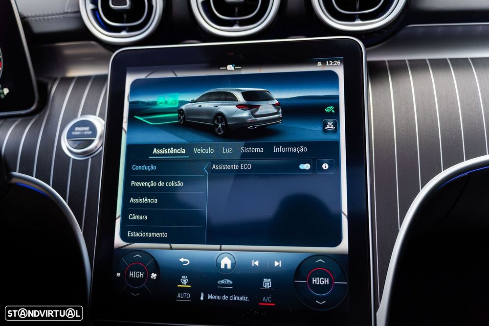 Mercedes-Benz C 300 e AMG Line - 12