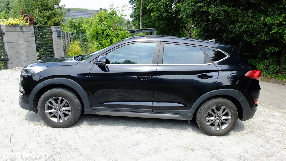 Hyundai Tucson 1.7 CRDI BlueDrive Style 2WD - 13