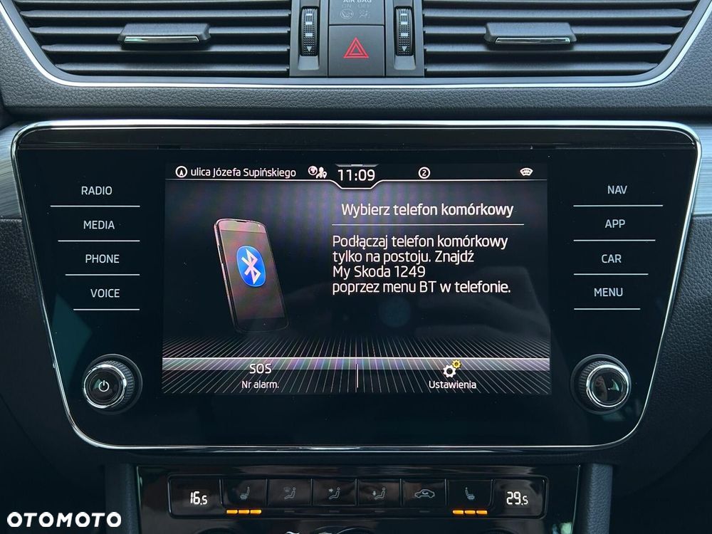 Skoda Superb 2.0 TSI Ambition DSG - 35