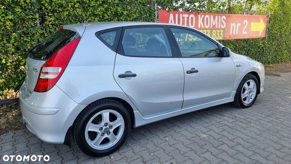 Hyundai i30 1.6 CRDi Premium - 6