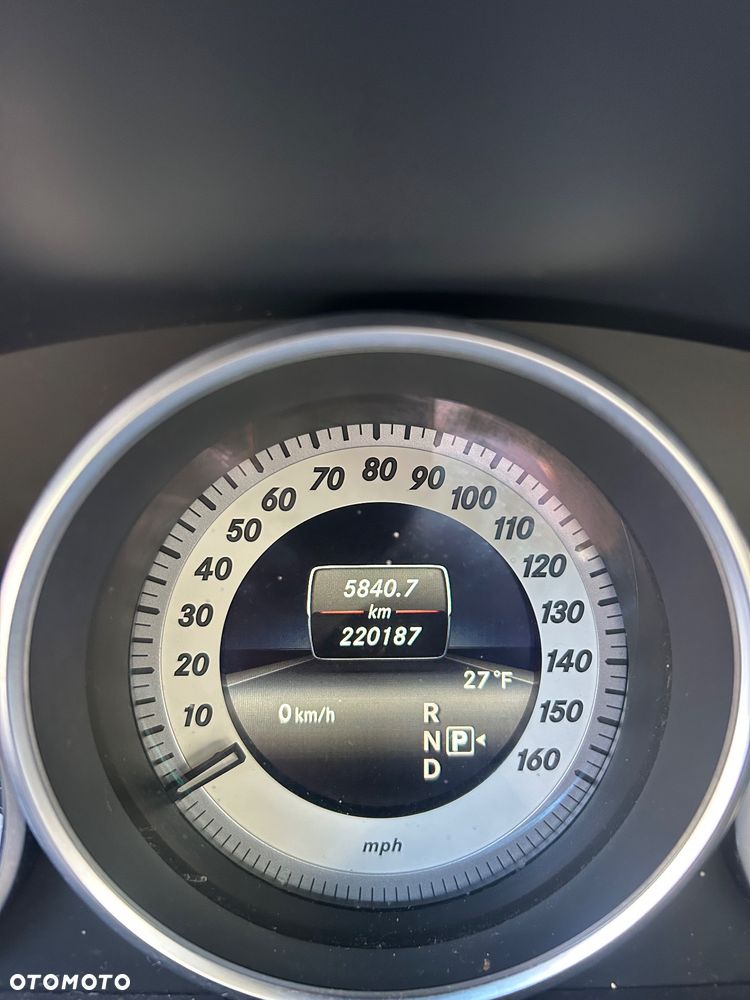 Mercedes-Benz Klasa E 350 4Matic 7G-TRONIC Avantgarde - 21