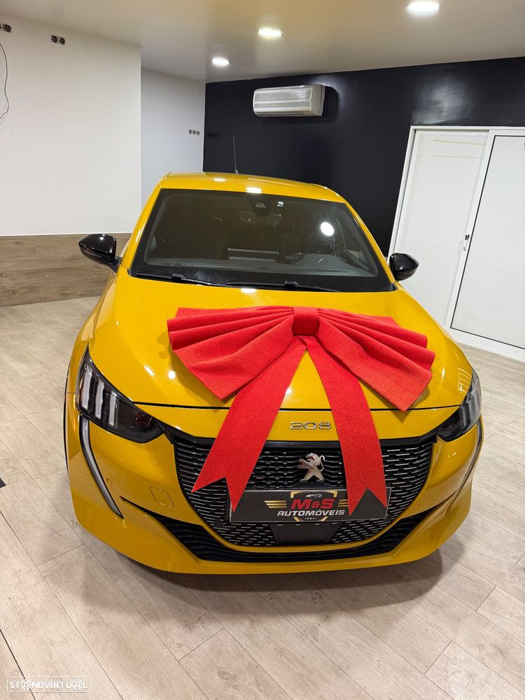 Peugeot 208 1.2 PureTech GT EAT8 - 4