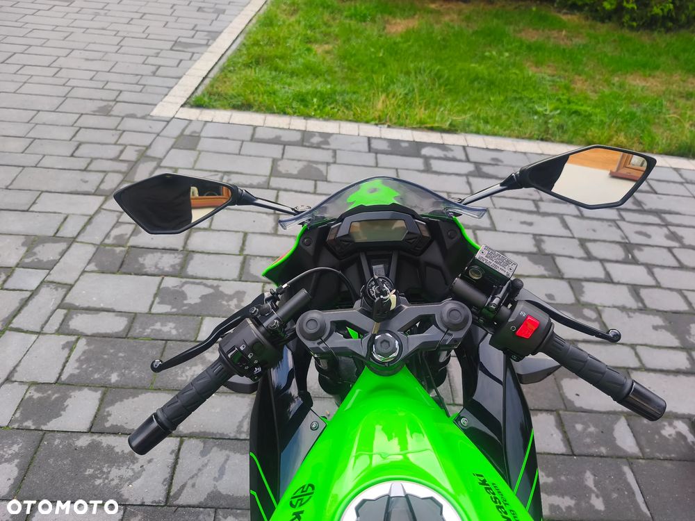 Kawasaki Ninja - 23