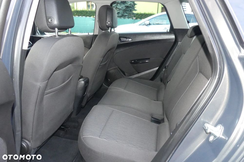 Opel Astra 1.4 T Cosmo - 8
