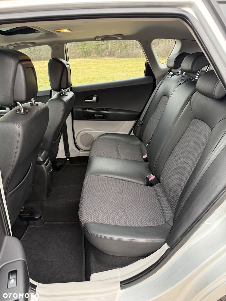 Kia Ceed 2.0 CVVT Spirit - 9