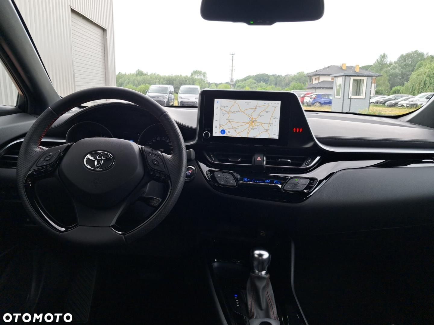 Toyota C-HR - 13