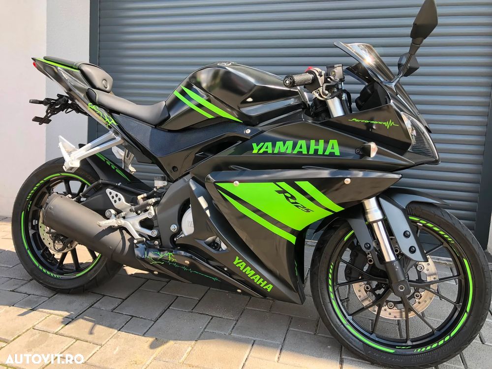 Yamaha YZF-R125 - 2