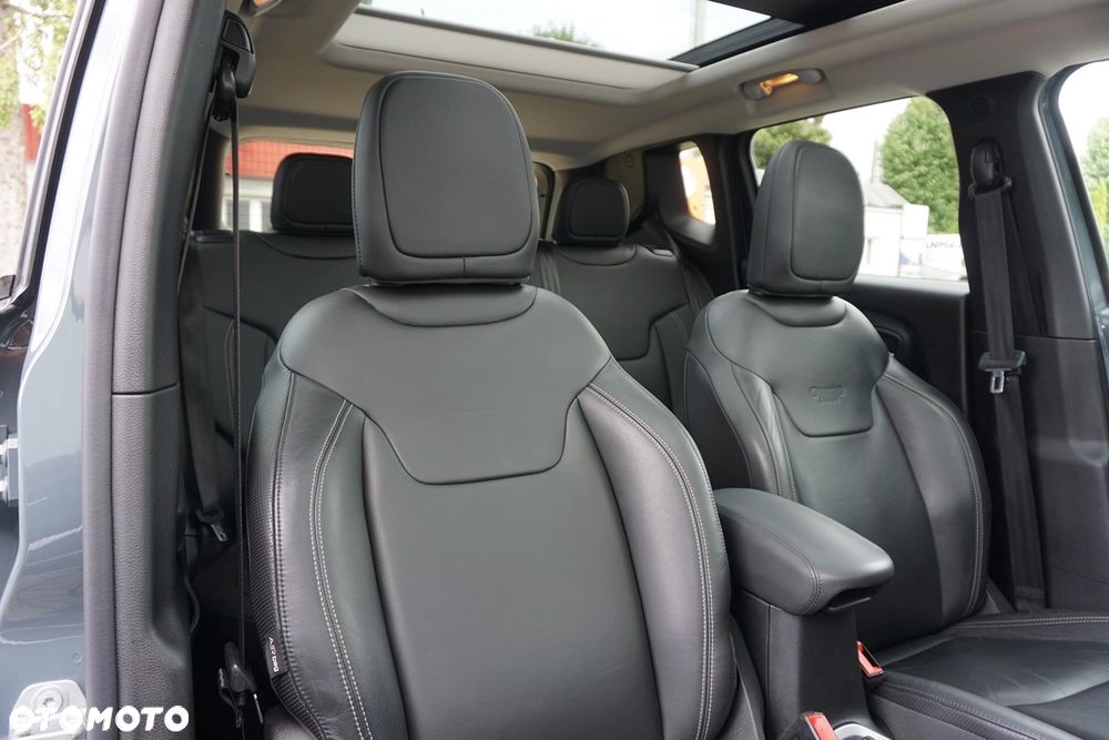 Jeep Renegade - 34