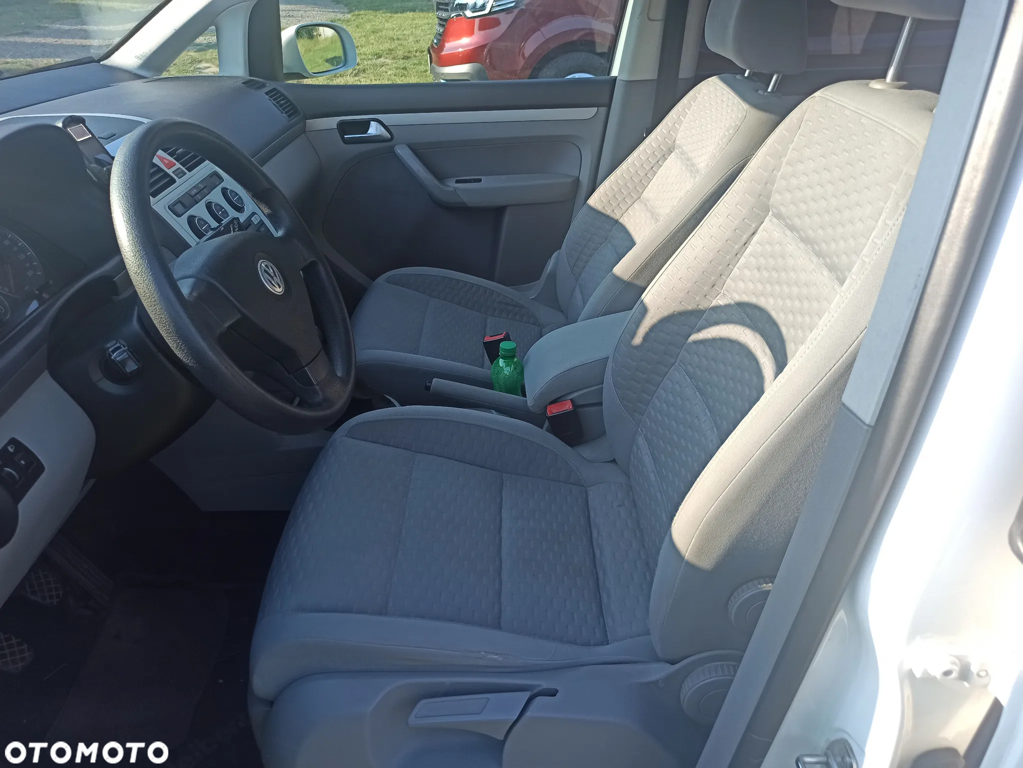 Volkswagen Touran - 9