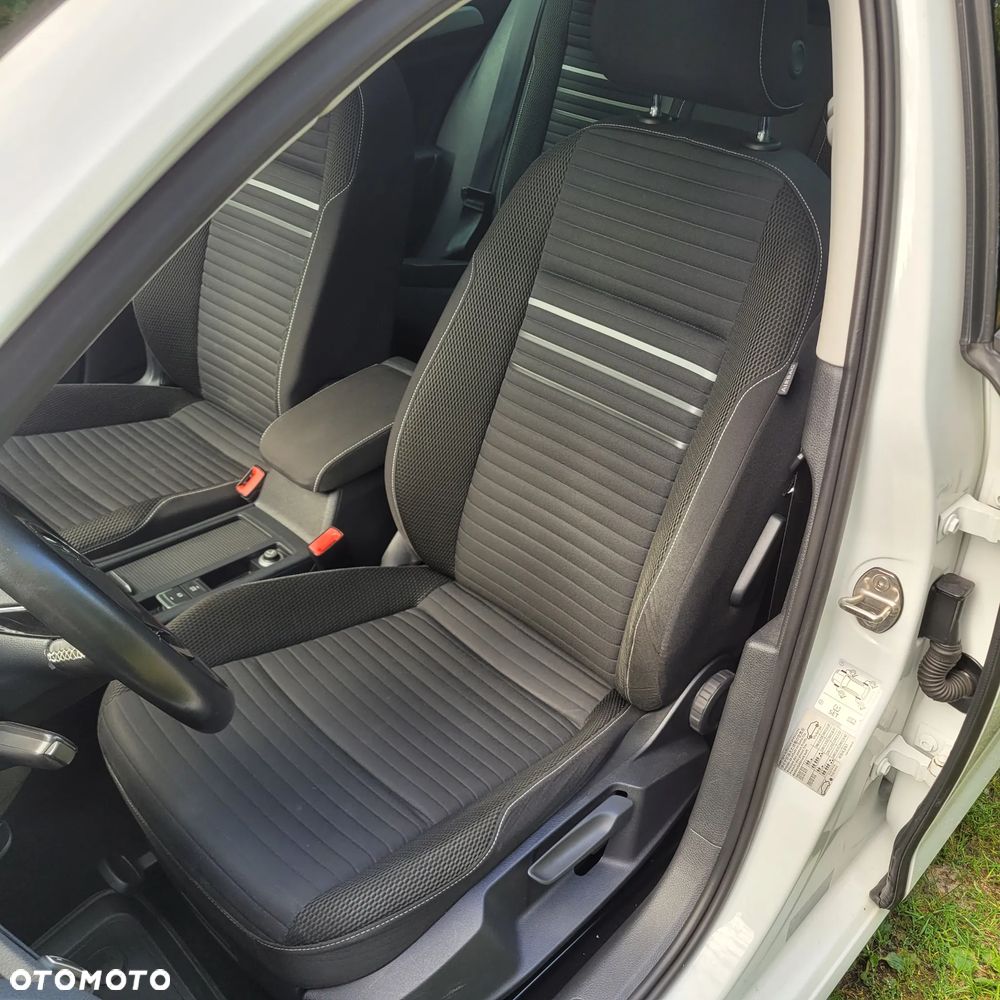 Volkswagen Golf 1.4 TSI BlueMotion Technology Cup - 17