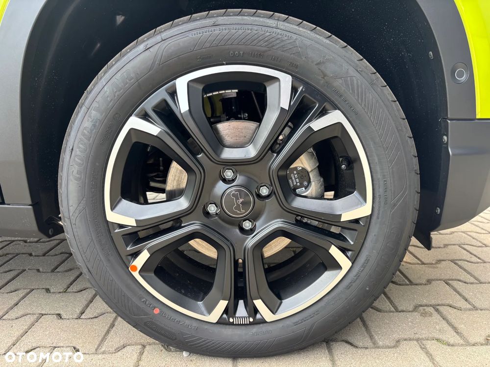 Jeep Avenger 1.2 T3 mHEV Summit FWD eDCT6 - 26
