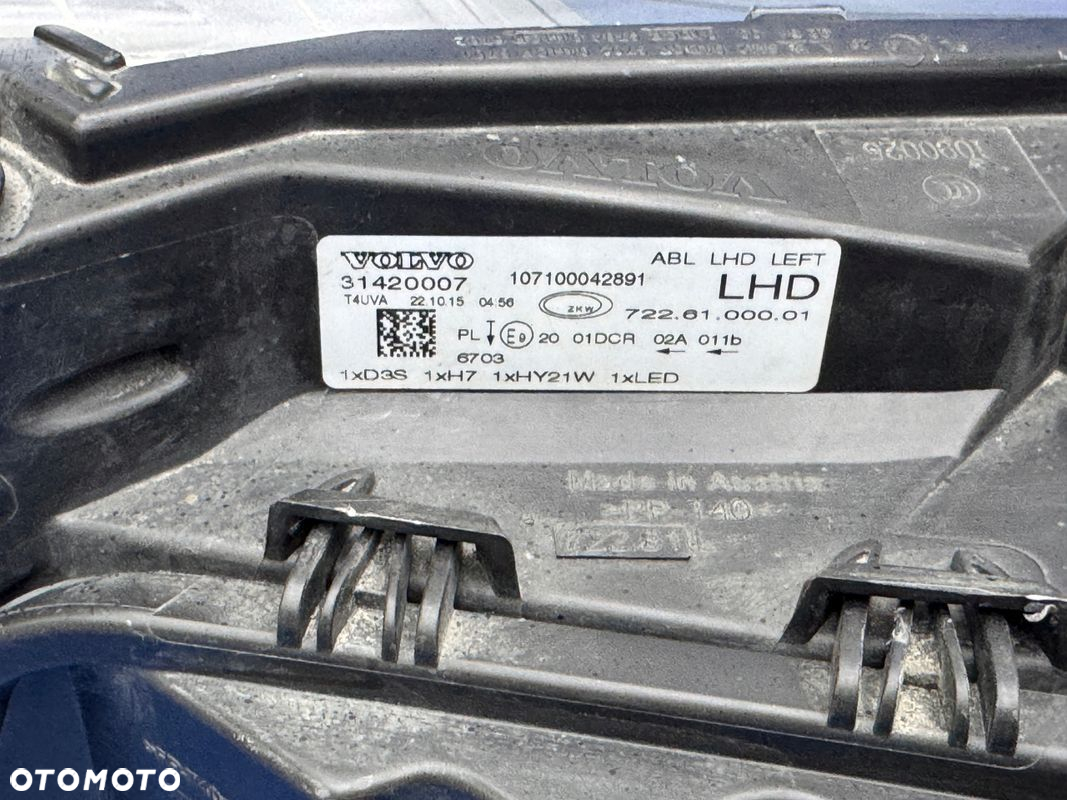 LEWY BI XENON VOLVO V40 II SKRĘTNA BDB EU - 6