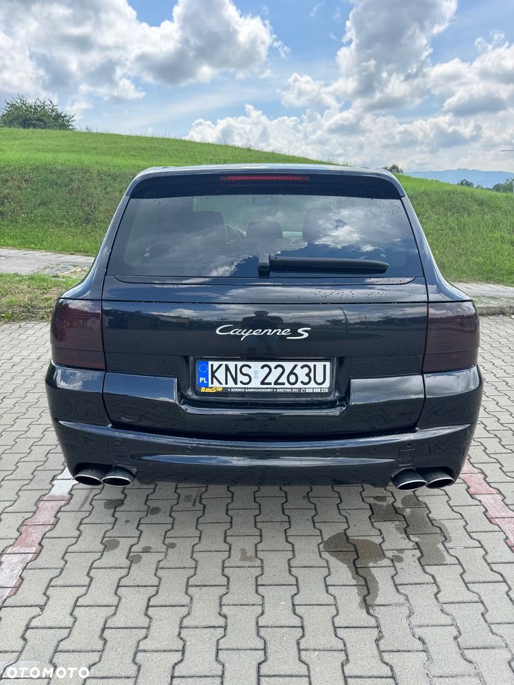 Porsche Cayenne - 6
