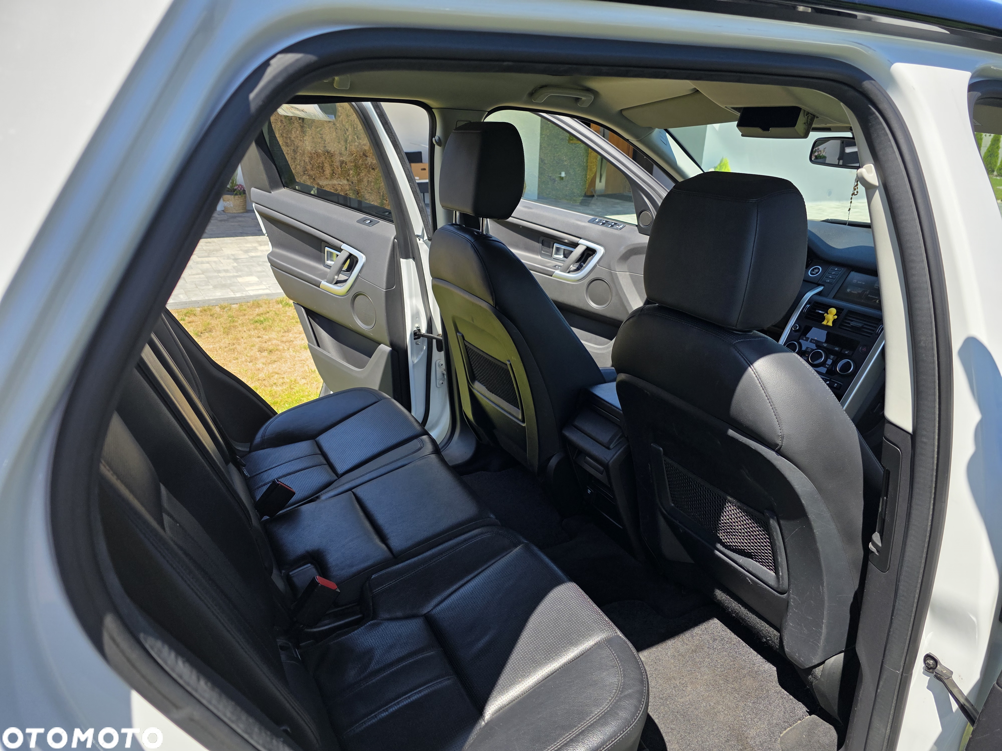 Land Rover Discovery Sport 2.0 D150 HSE - 12