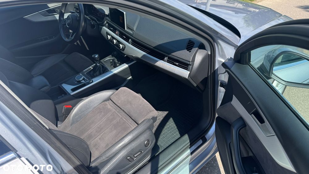 Audi A4 Avant 2.0 TDI DPF clean diesel Attraction - 13