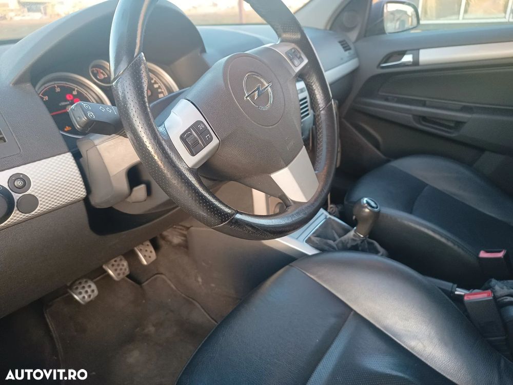 Opel Astra 1.9 CDTI DPF Edition Plus - 15