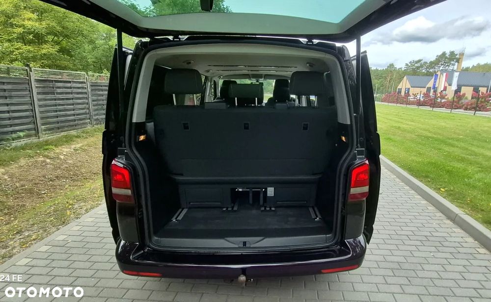 Volkswagen Multivan - 30