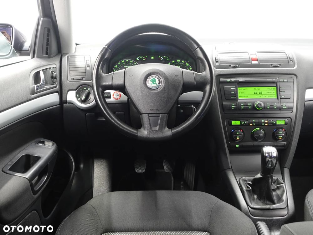 Skoda Octavia 1.8 TSI SPORT EDITION - 29