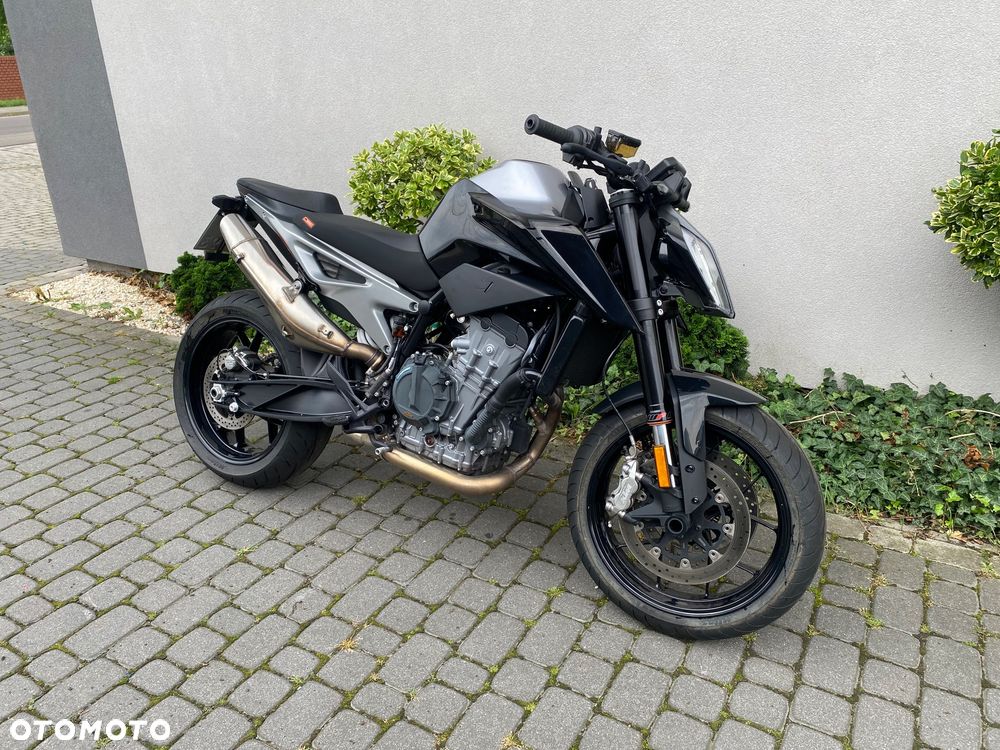KTM Duke 790 - 1